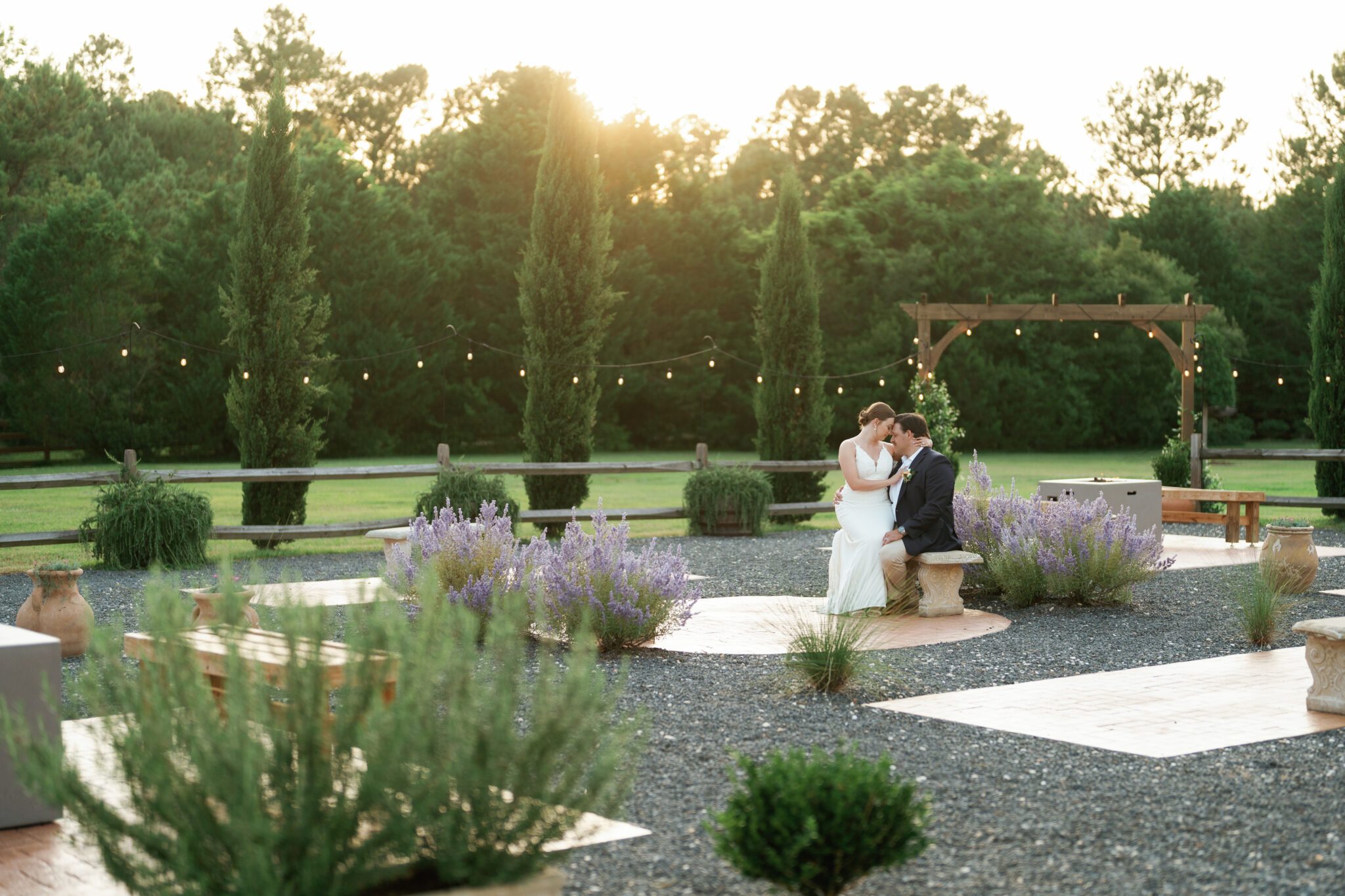 golden hour photos wedding garden courtyard